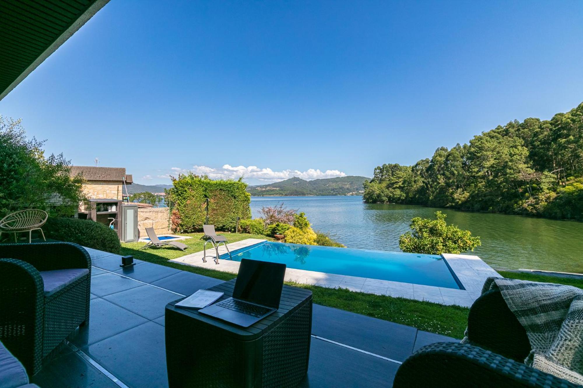 Espectacular Casa Vilaboa ปอนเตเบดรา ภายนอก รูปภาพ