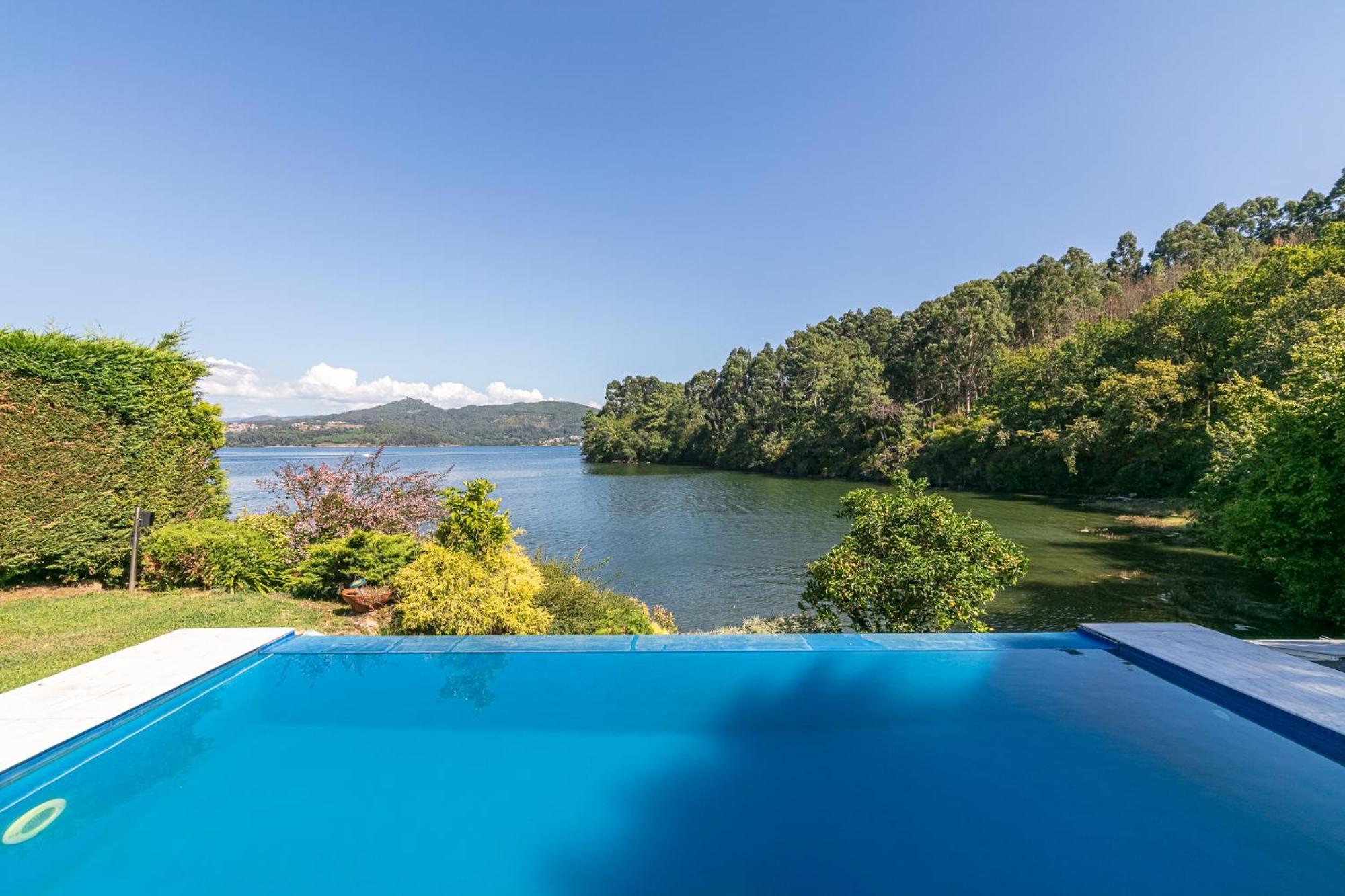 Espectacular Casa Vilaboa ปอนเตเบดรา ภายนอก รูปภาพ
